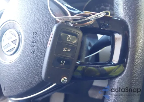 2015 Volkswagen Jetta 2.0L S из США, поврежденный, VIN 3VW2K7AJ8FM349705